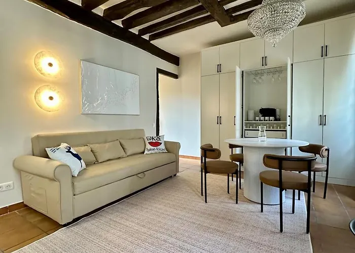 Typical And Elegant - 5 Mouffetard Pantheon Apartment Paris